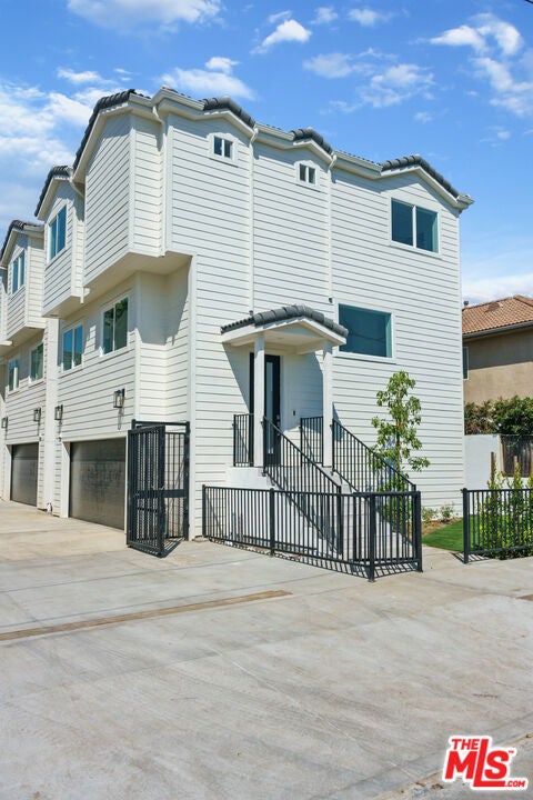 14664 W Sara Lane