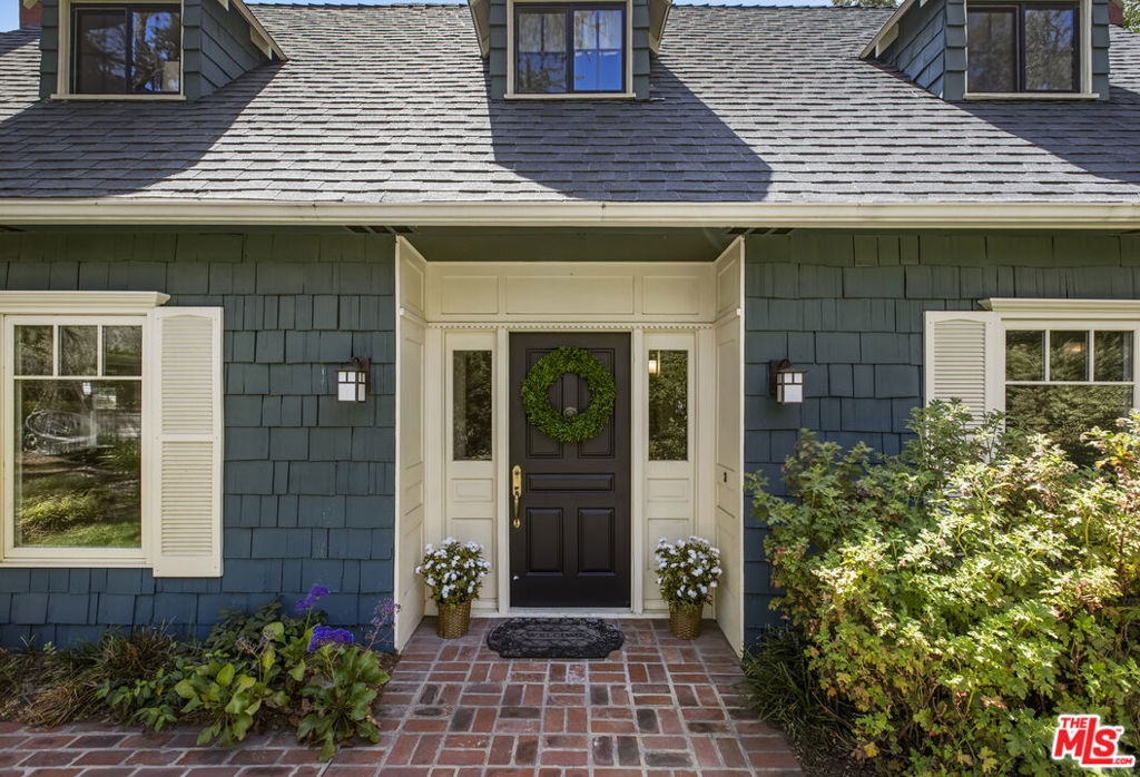 Properties 1 2555 N Altadena Drive