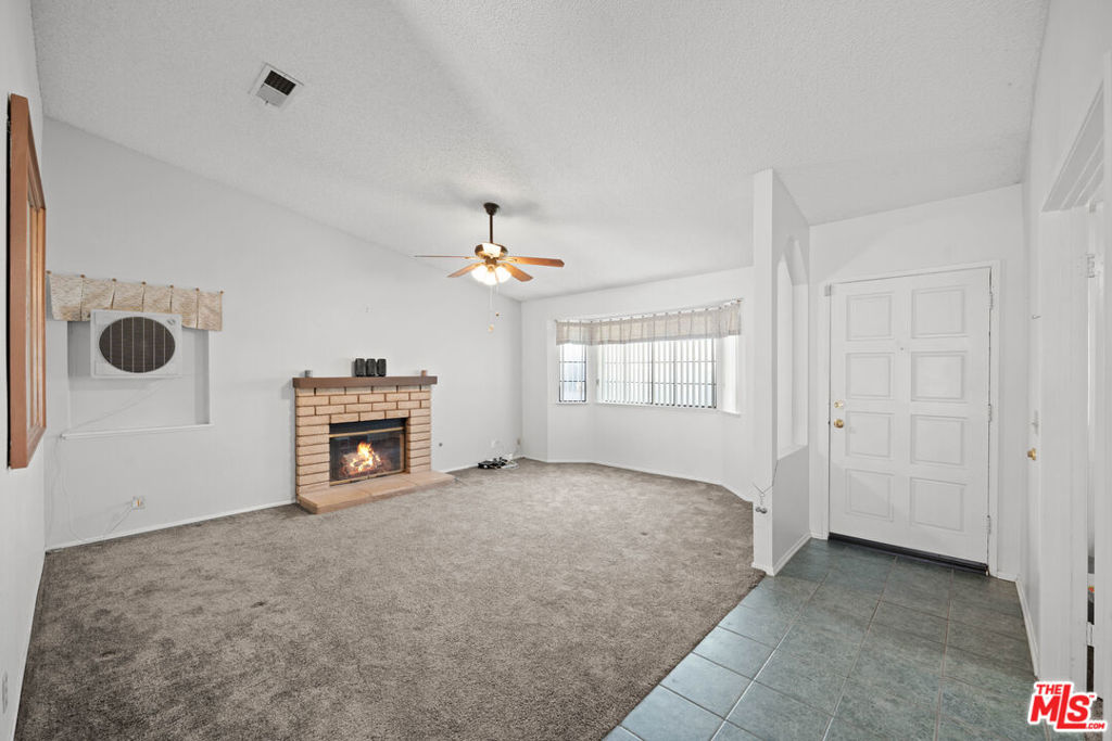 2838 W Ave J9