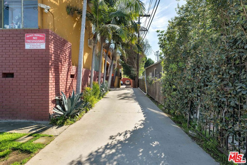 4052 Chevy Chase Drive