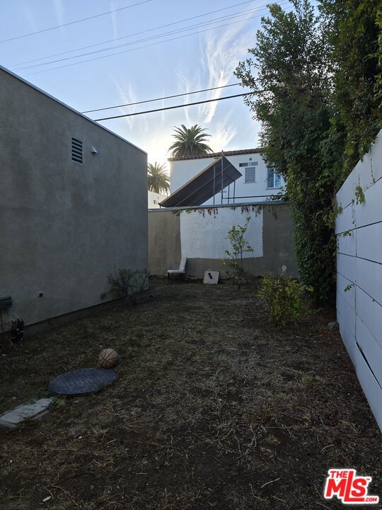 521 N Stanley Avenue