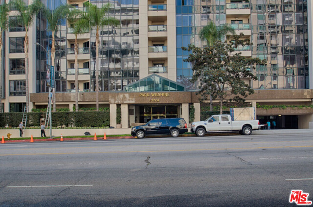 10724 Wilshire Boulevard 1001