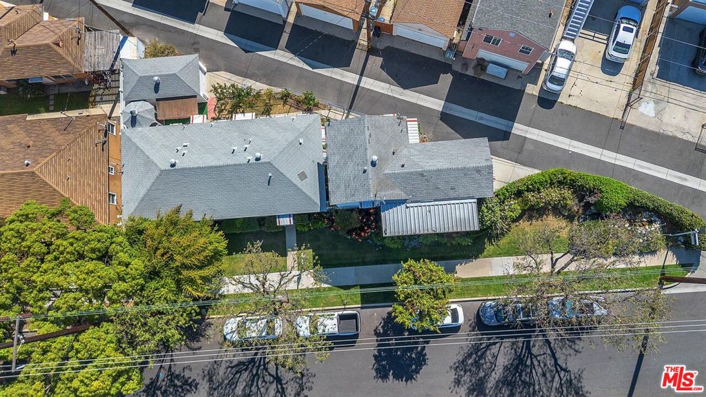 1301 N Cordova Street