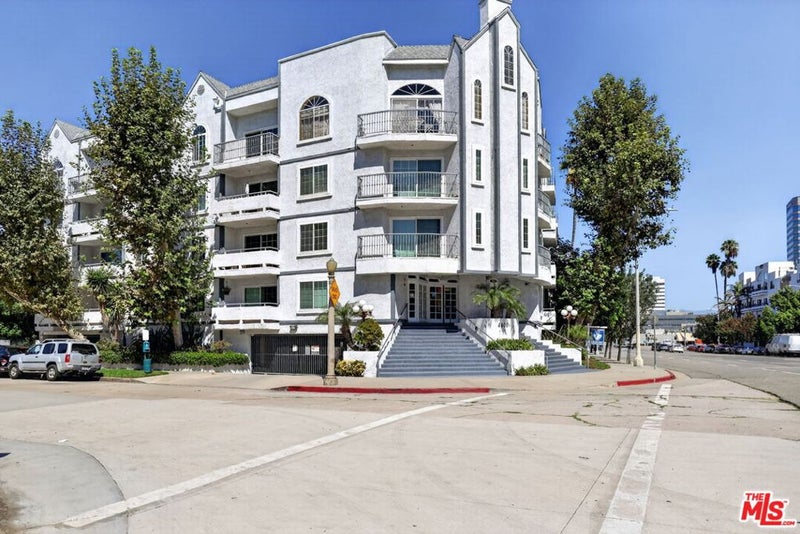 4401 Sepulveda Boulevard 104