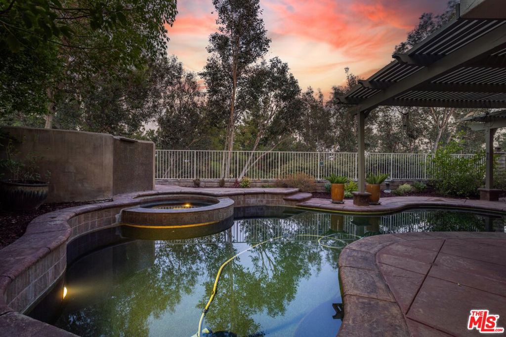 27350 Landon Place