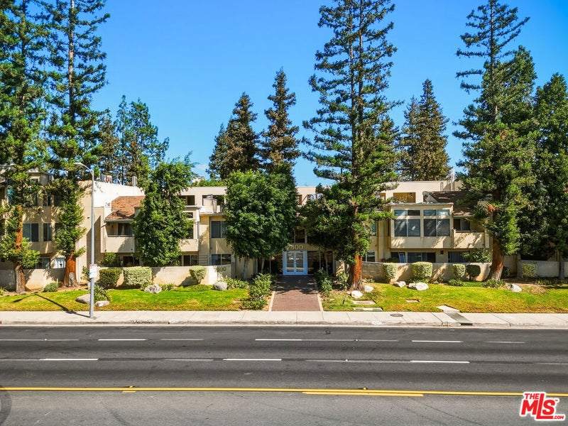 7800 Topanga Canyon Boulevard 322