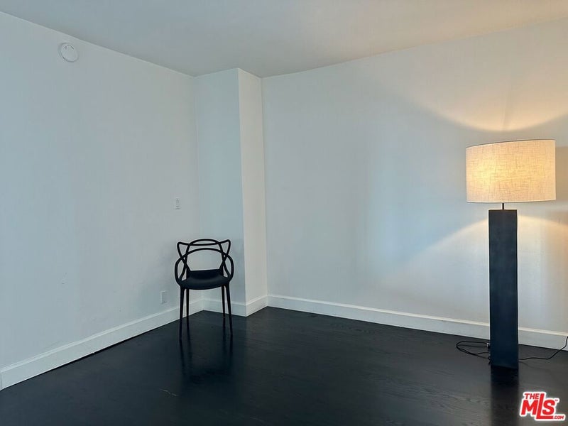 999 N Doheny Drive 408