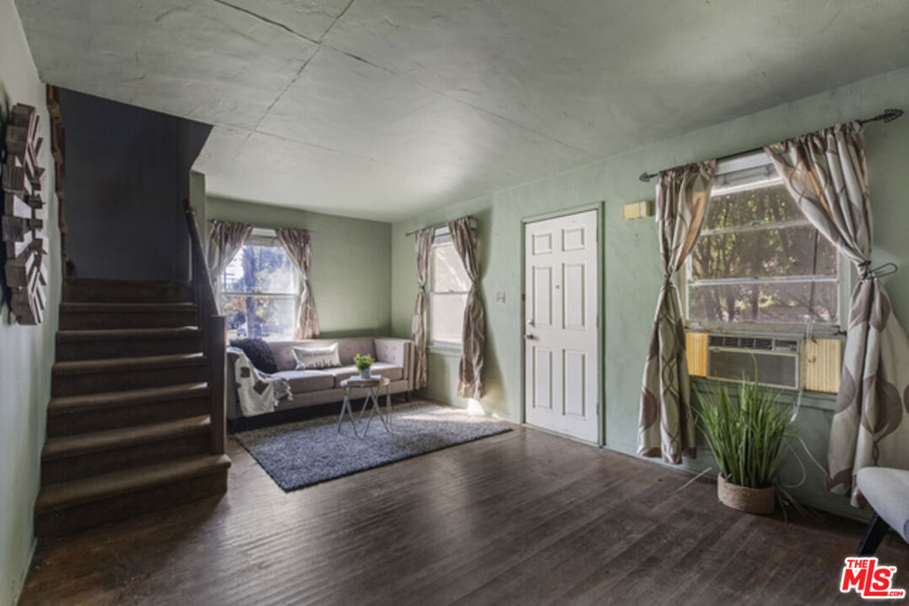 2004 Echo Park Avenue