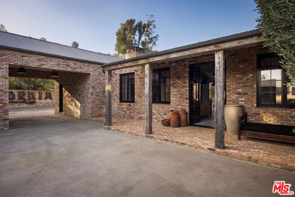 13215 Riviera Ranch Road