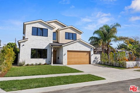 3364 Redwood Avenue Los Angeles CA 90066
