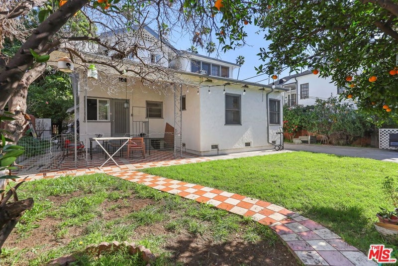 1807 N Van Ness Avenue