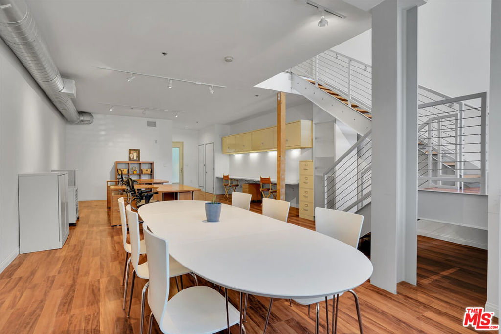 11500 Tennessee Avenue 105