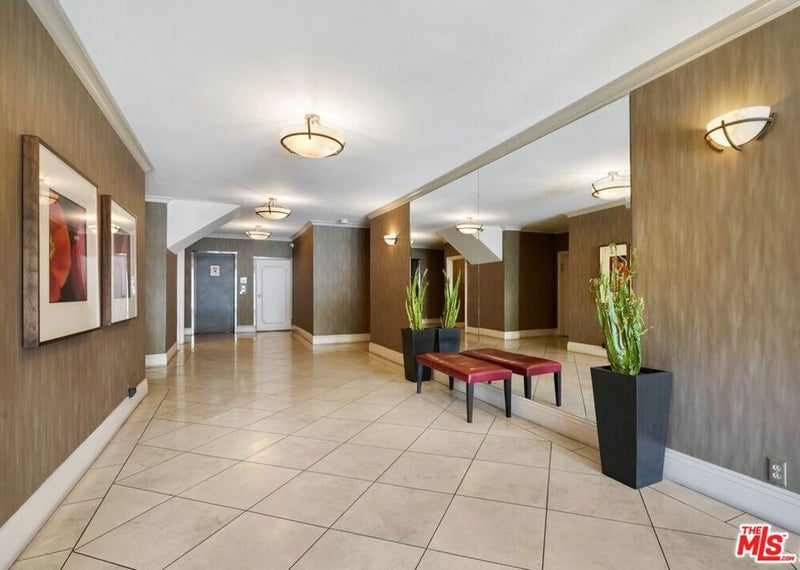 1557 S Beverly Glen Boulevard 310
