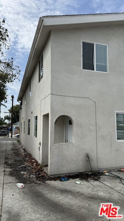1703 E 67th Street