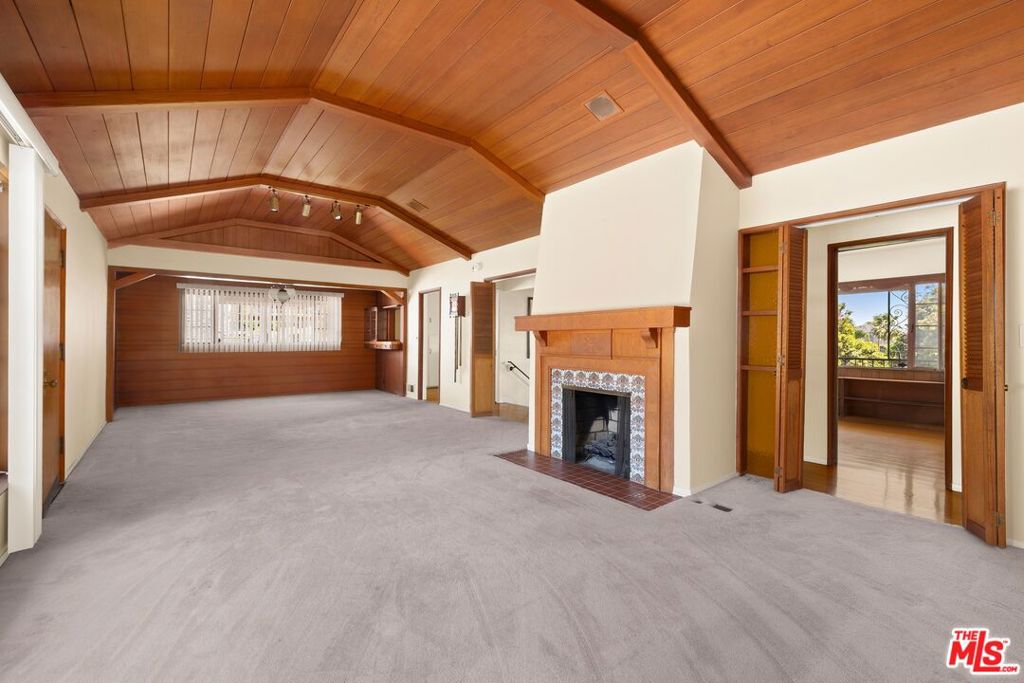 5604 Heatherdale Drive