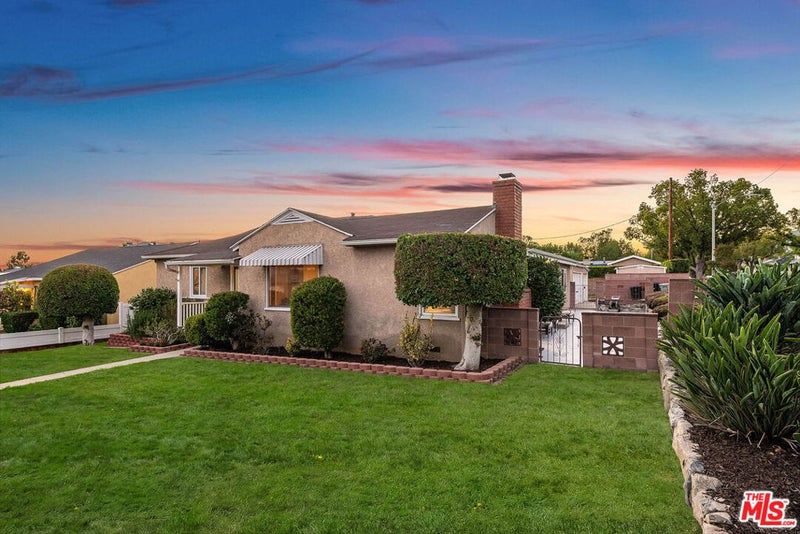 537 Stanford Road