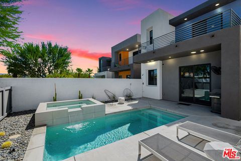 504 Paragon Loop Palm Springs CA 92262
