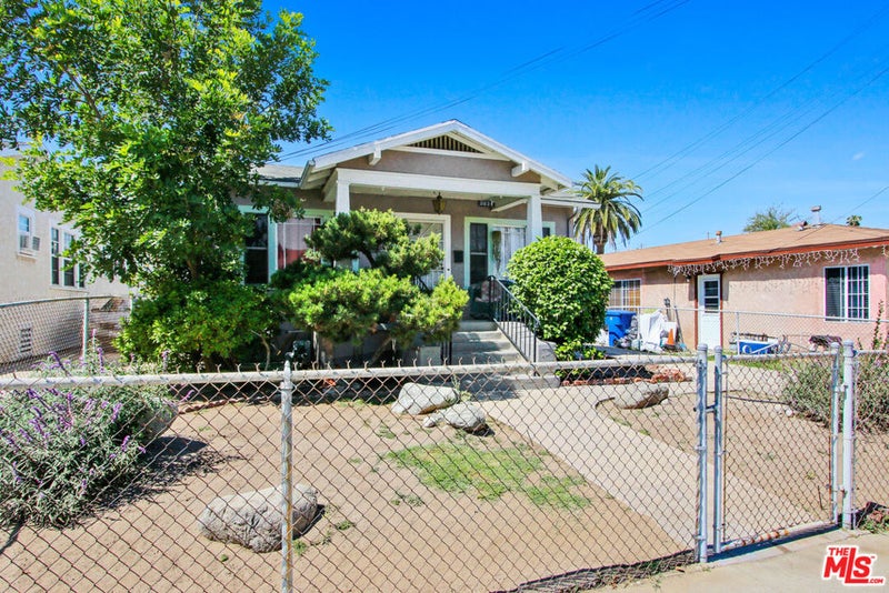 3034 Fairmount Street