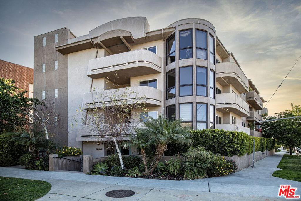 11766 W Sunset Boulevard 302