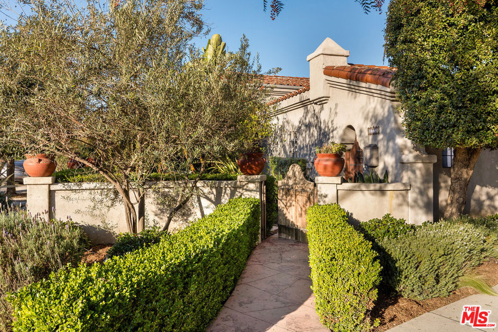 1772 S Ogden Drive