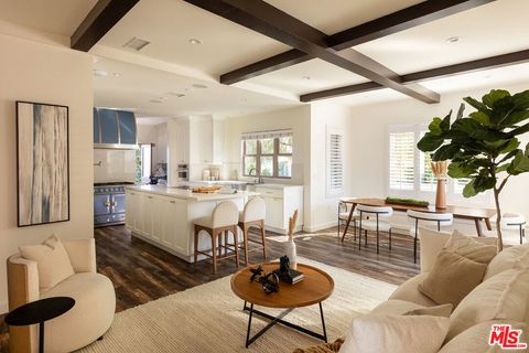 1772 S Ogden Drive Los Angeles CA 90019