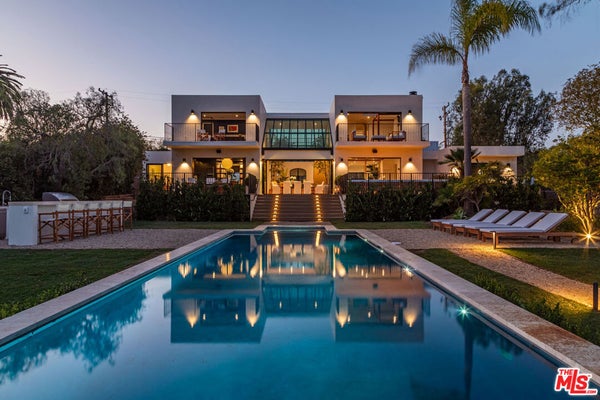 28834 BONIFACE DR, MALIBU, CA 90265 - Image e656dcc3d6f0f01002eae49cbf58fa69/513829960