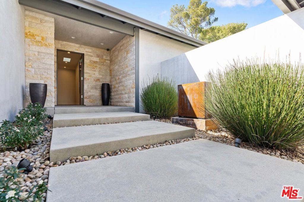 2829 Westbrook Avenue