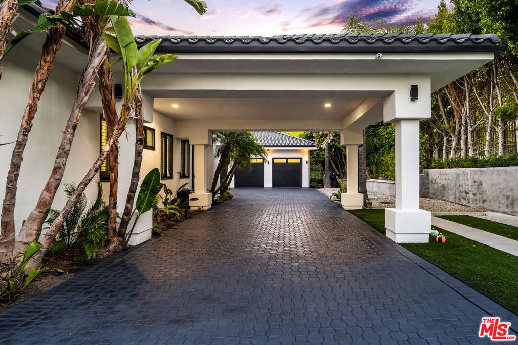 19034 Ashurst Lane