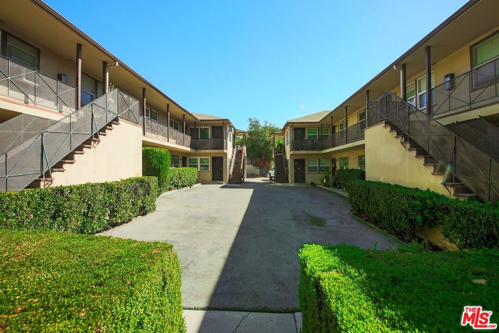 Properties 4 1910 Lincoln Avenue