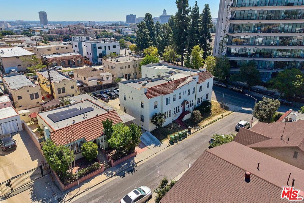 837 White Knoll Drive