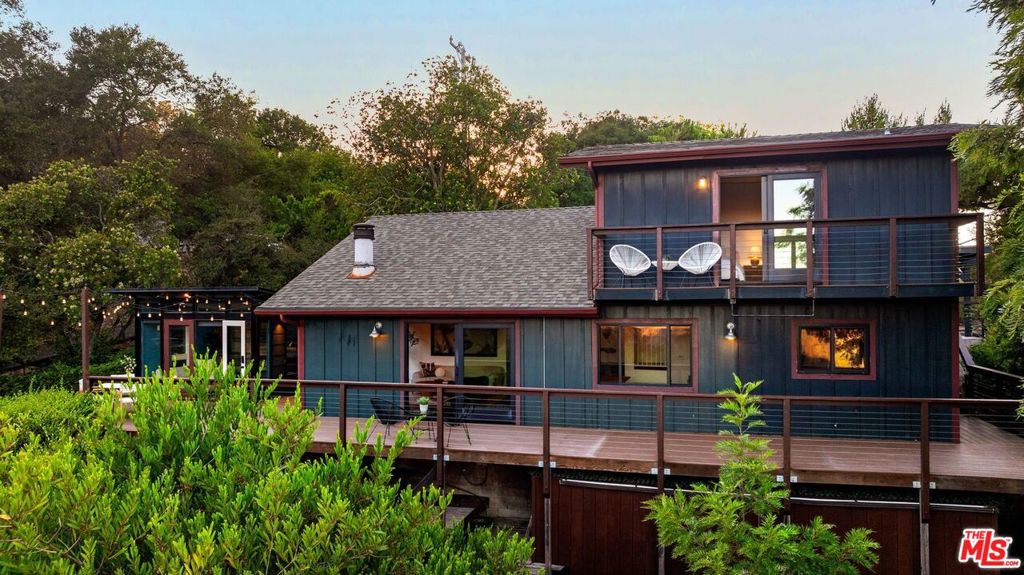 19806 Valley View Drive