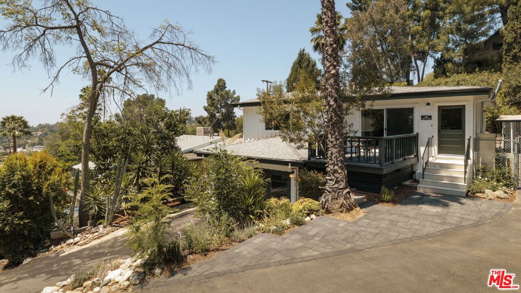 963 Pine Grove Avenue