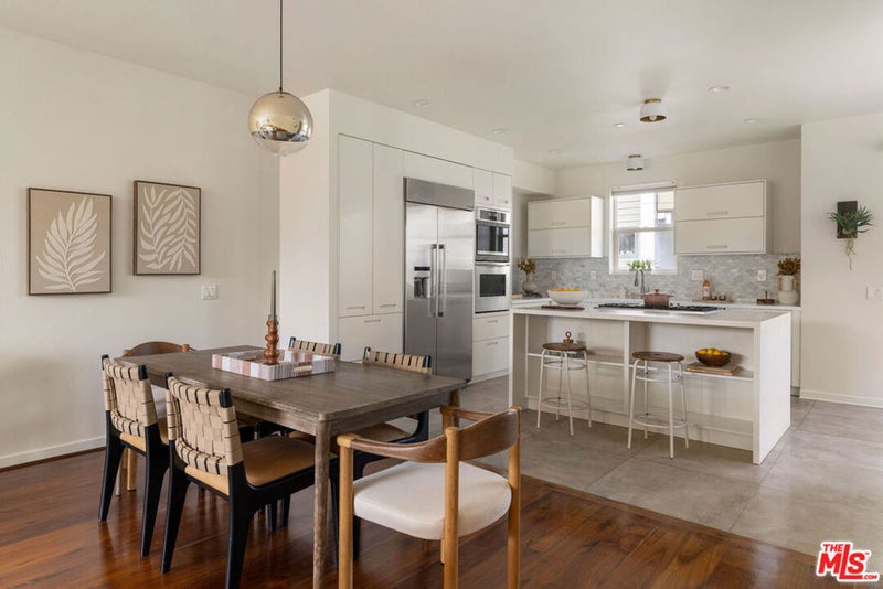 3931 Eagle Rock Boulevard 36