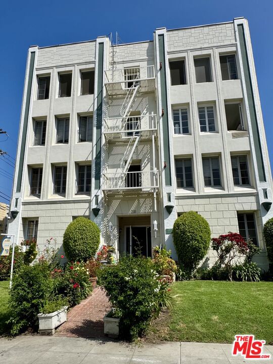 218 S Tower Drive