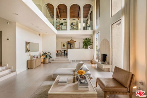 Photo of 2299 Gloaming Way, Beverly Hills, CA 90210 (MLS # 26847979)