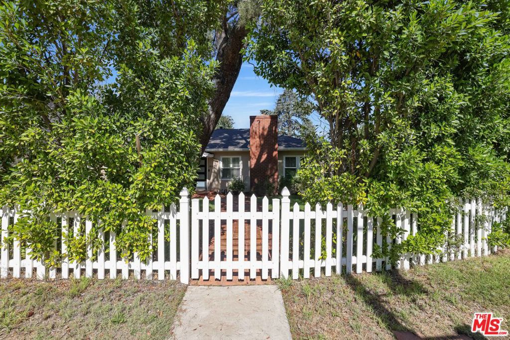 14405 Valley Vista Boulevard