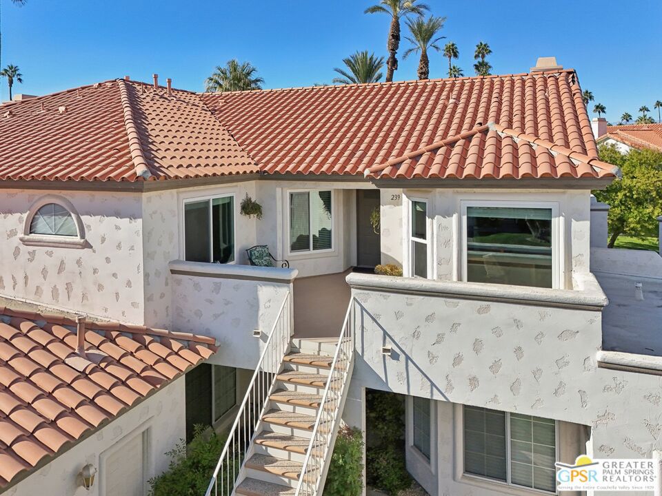 239 E Vista Royale Circle