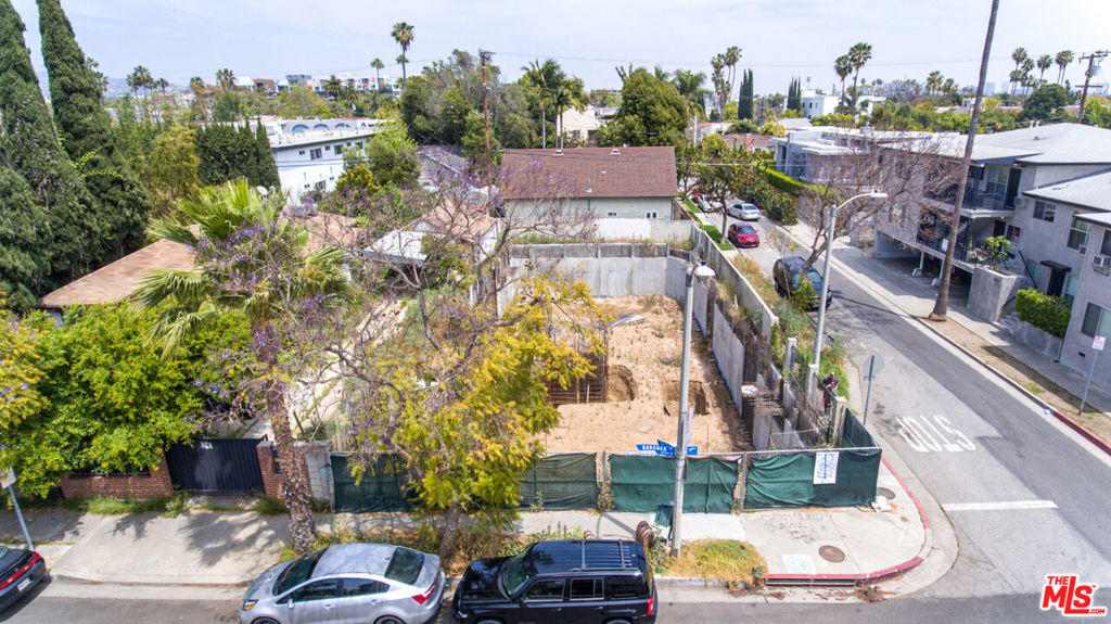 1000 N Gardner Street