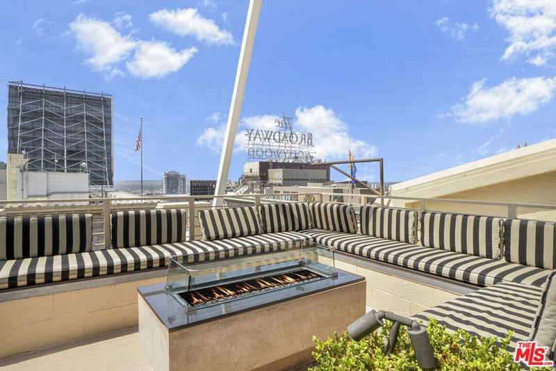6253 Hollywood Boulevard 903