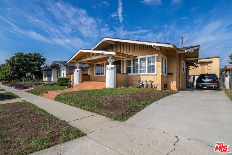 2249 W 29th Street