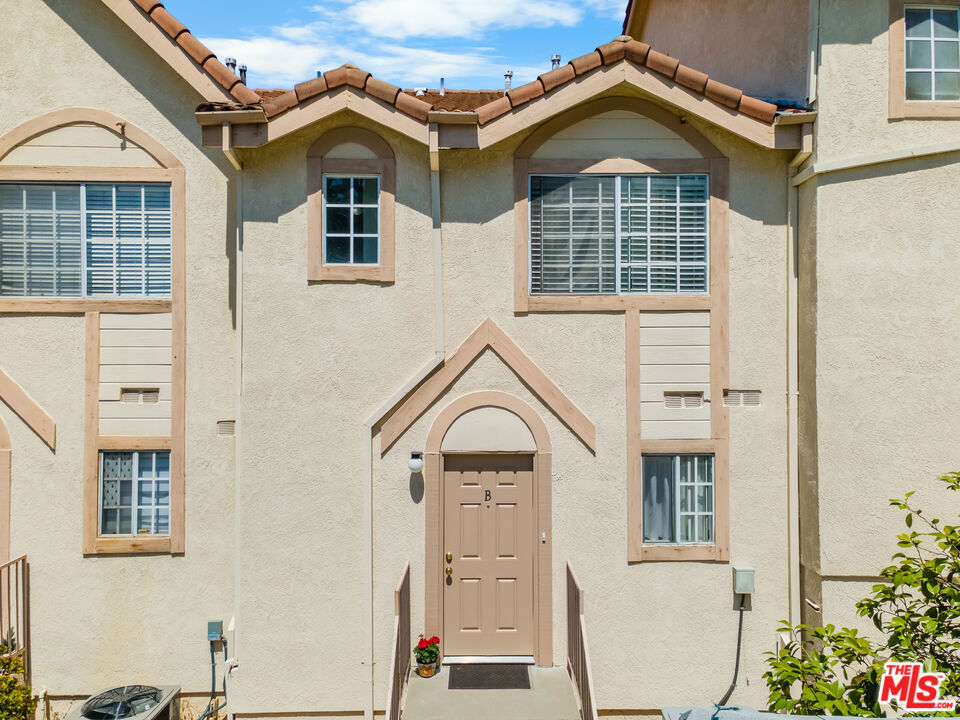 Properties 1 241 Monterey Road B