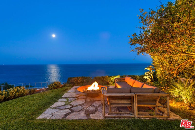 29020 Cliffside Drive