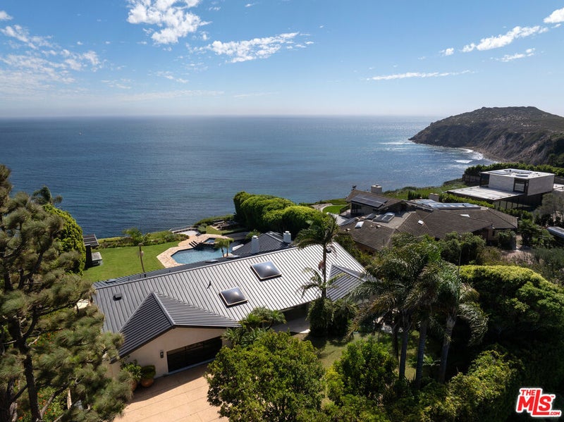 29020 Cliffside Drive