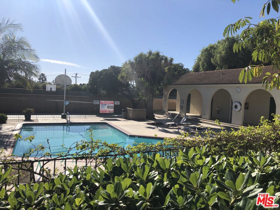 6468 Cavalleri Road
