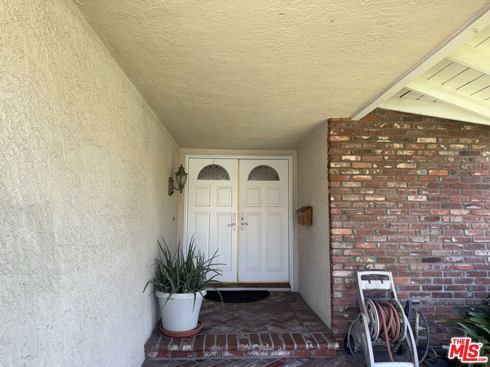 8292 Bellhaven Street