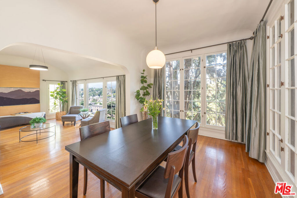 Properties 1 263 Lamont Drive