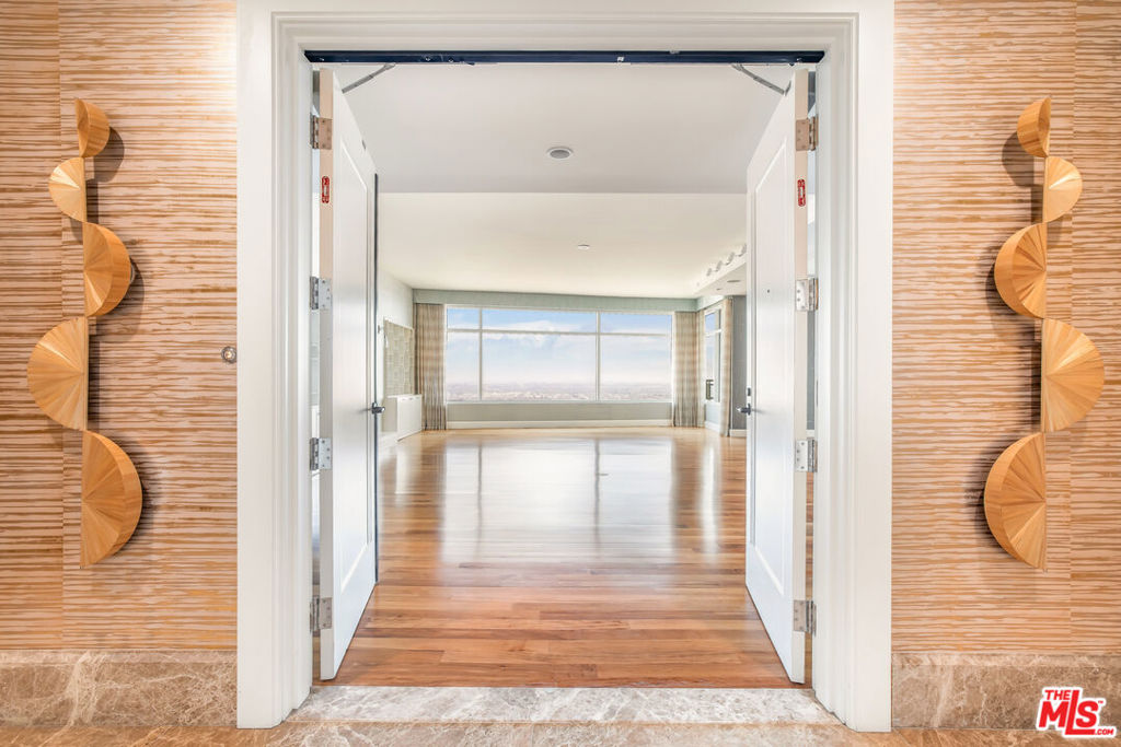 1 W Century Drive 28B