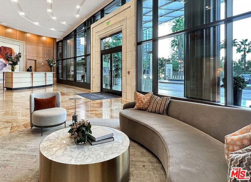 1 W Century Drive 28B