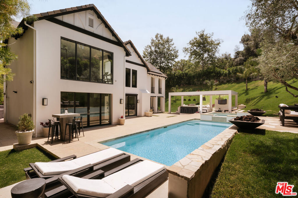 3801 Prado Del Trigo
