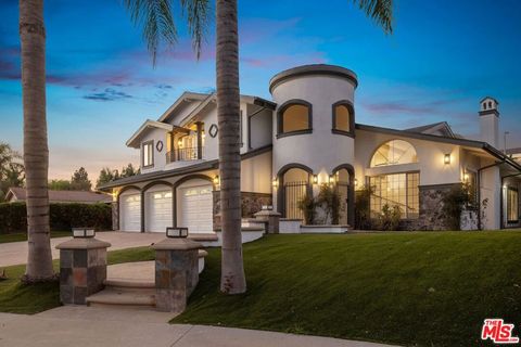 17011 Gledhill Street Northridge CA 91325